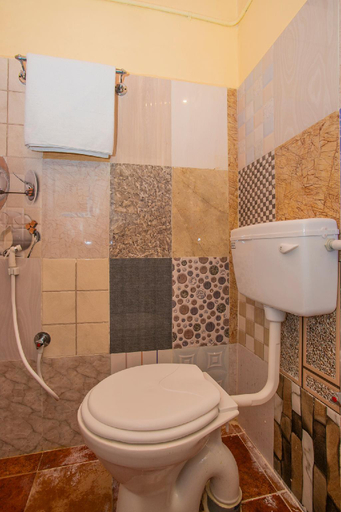 Bathroom 3, Hotel O Sri Hari Premium Comforts Near Sandhya Digital K Theatre, Bangalore