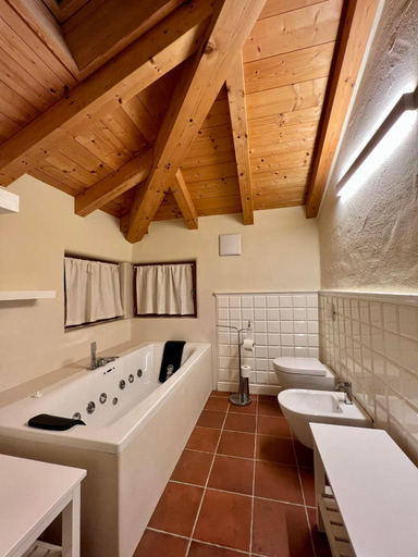 Bathroom 5, Da Gianni e Villa Annamaria, Trento