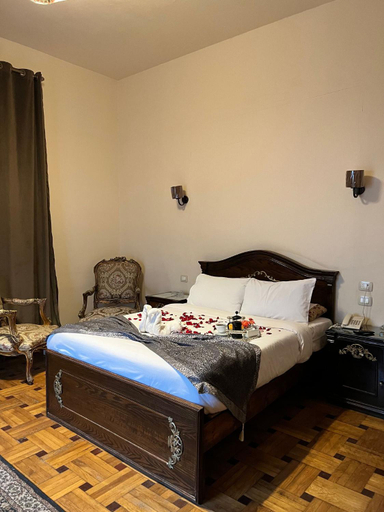 Others 5, Hyde Park House Hotel, Alexandria