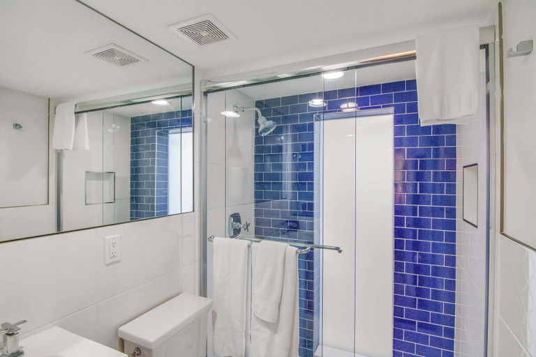 Bathroom 3, Delray Beach Getaway Minutes to Beach & More!, Palm Beach