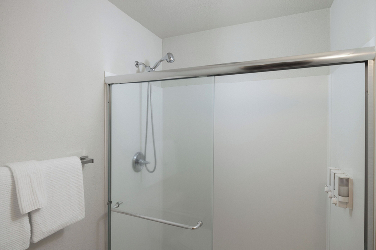 Bathroom 4, Ponderosa Vista Resort Condo!, Deschutes