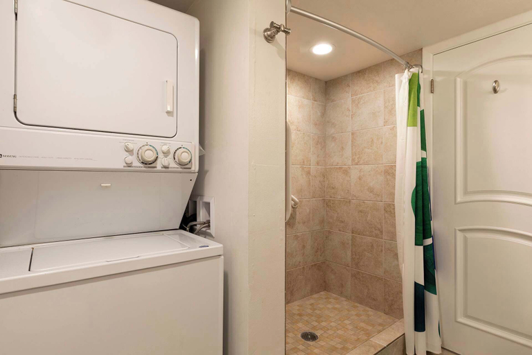 Bathroom 5, White Sands Village Oceanfront, Hawaii