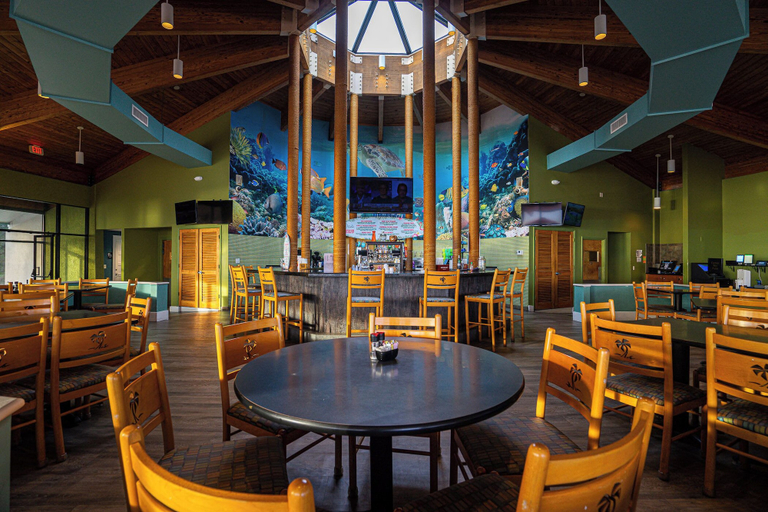 Food & Drinks, Edgewater Oasis Gorgeous Resort Condo on Beach!, Bay
