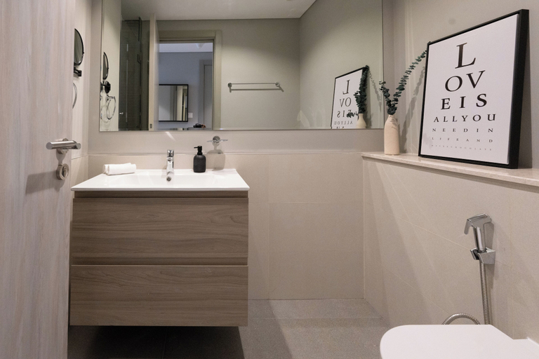 Bathroom, Business Bay Bliss 1BR Apartment, Dubai
