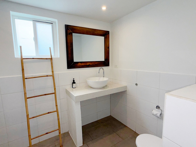 Bathroom 4, Aruba Palms Escape Suites