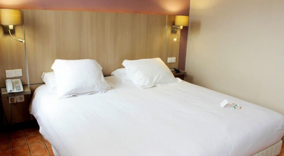 Bedroom 3, The Originals Boutique, Hôtel Cassitel, Cassis Port, Bouches-du-Rhône