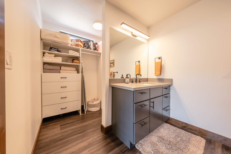 Others 4, Columbia Falls Downtown Condo, Flathead