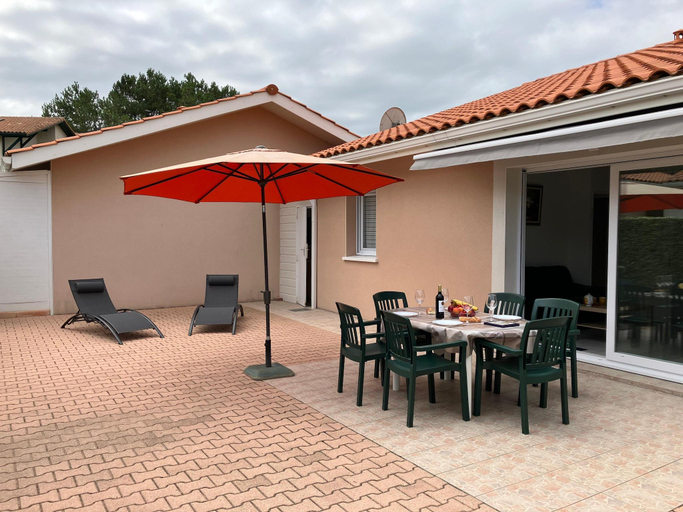 Others 5, Terraced house, Moliets, Landes