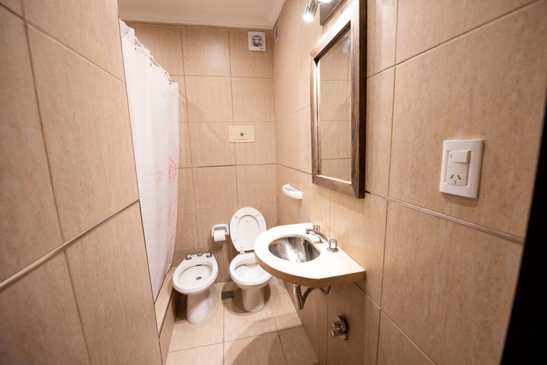 Bathroom 3, Hotel Gran Litoral, Uruguay