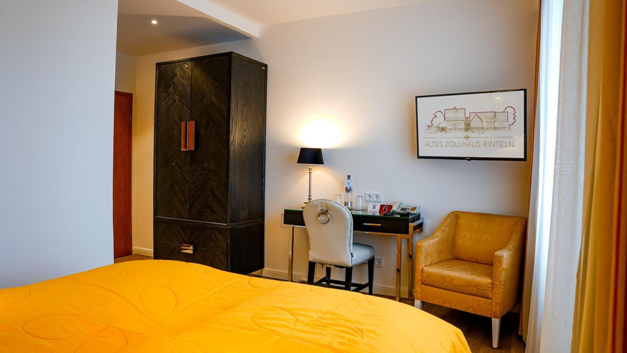 Bedroom 1, Altes Zollhaus, Schaumburg