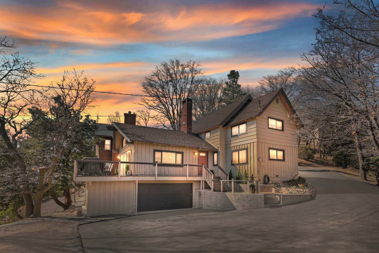 Exterior & Views 2, Acorn Acres Lake Views for 8, San Bernardino