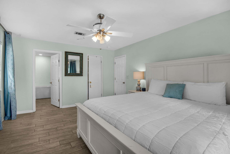 Bedroom, Seaside Serenity, Escambia