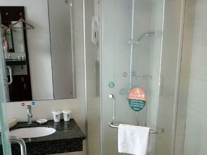Bathroom 4, Greentree Inn Anhui Huainan Liulizhan Express Hotel, Huainan