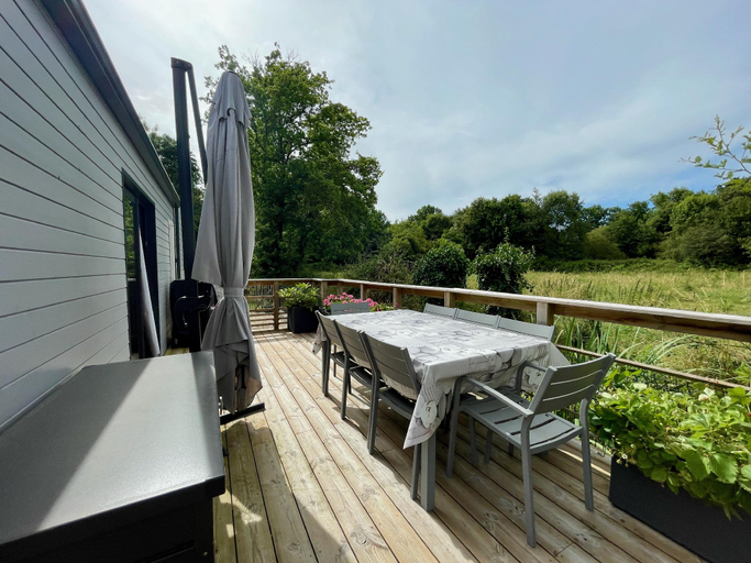 Others 2, Modern and cosy ecolodge, shared heated pool, Les Mathes, Charente-Maritime