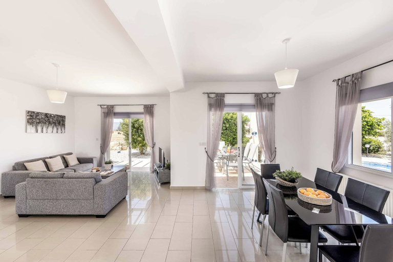 Others 2, Villa Orange Tree