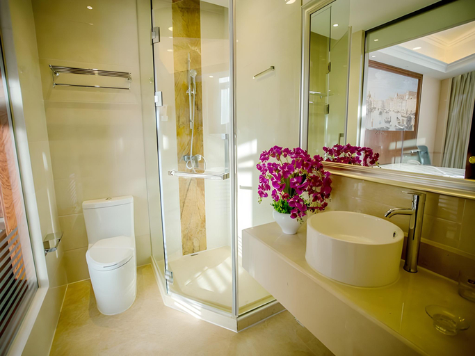 Bathroom 4, Vienna Classic Hotel Shanghai Jinshan New City Wanda, Shanghai