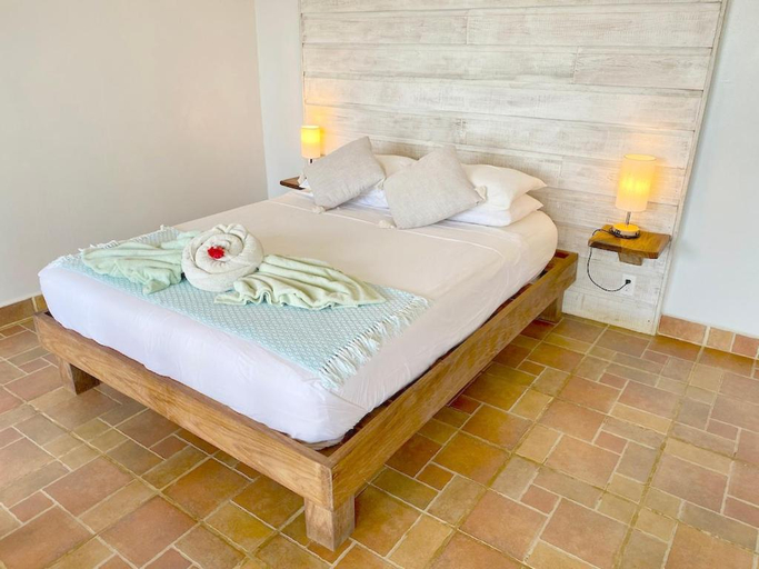 Bedroom 2, Bird Island Bungalows, Bocas del Toro