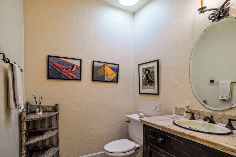 Bathroom 4, Luxurious Mykonos - Pet Friendly, Santa Barbara