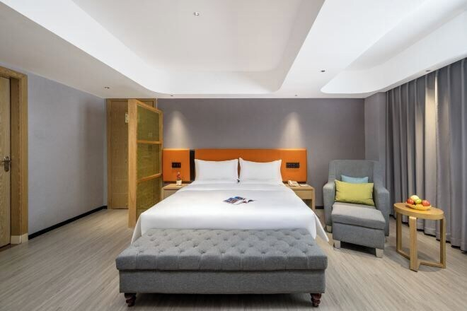Bedroom 5, Parlor Hotel, Dongguan