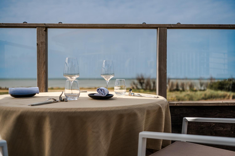 Food & Drinks 4, Logis Hotellerie Les Brisants , Restaurant J M Perochon, Vendée