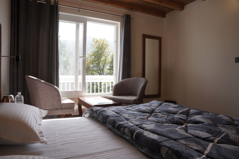 Bedroom 5, The Oak & Lake View Resort, Nainital