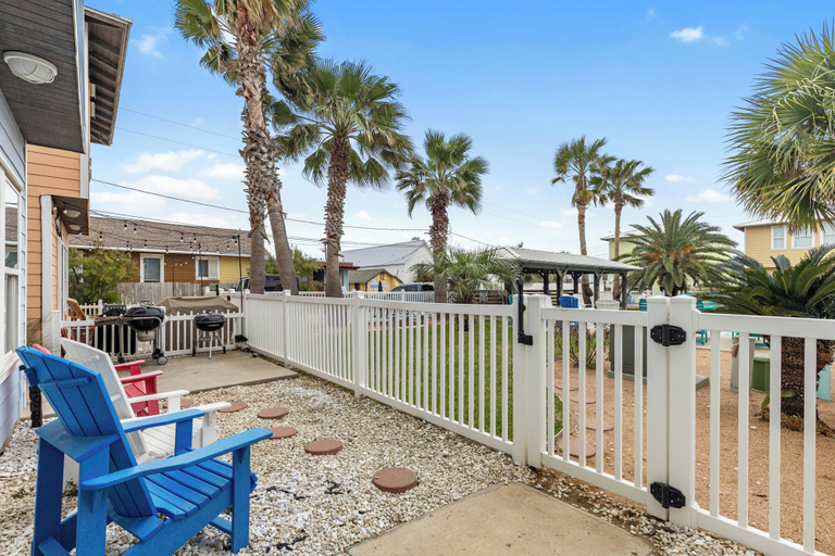 Others 5, Prime Location 5 Bedrooms Pool Sleeps 14, Nueces