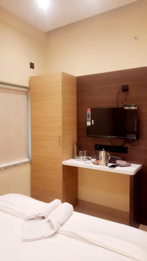 Others 5, Hotel Sky king, North 24 Parganas