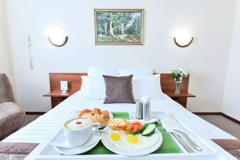 Bedroom, Dubki Hotel, Volzhskiy rayon