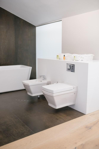 Bathroom 5, MYR Plaza Mercado & Spa, Valencia