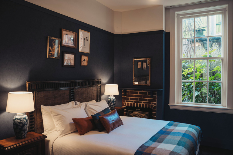 Room 2, Dunedin House- Boutique Hotel, Dunedin