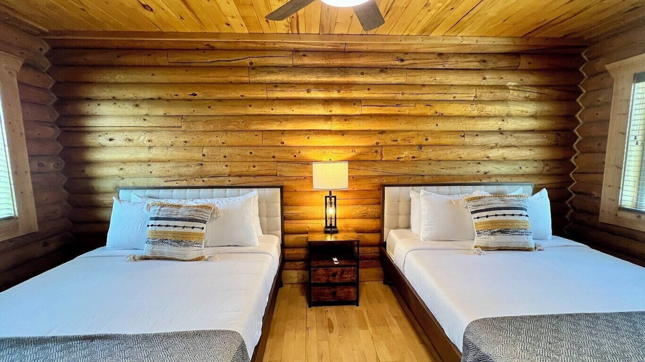 Bedroom 3, High Creek Lodge & Cabins, Archuleta