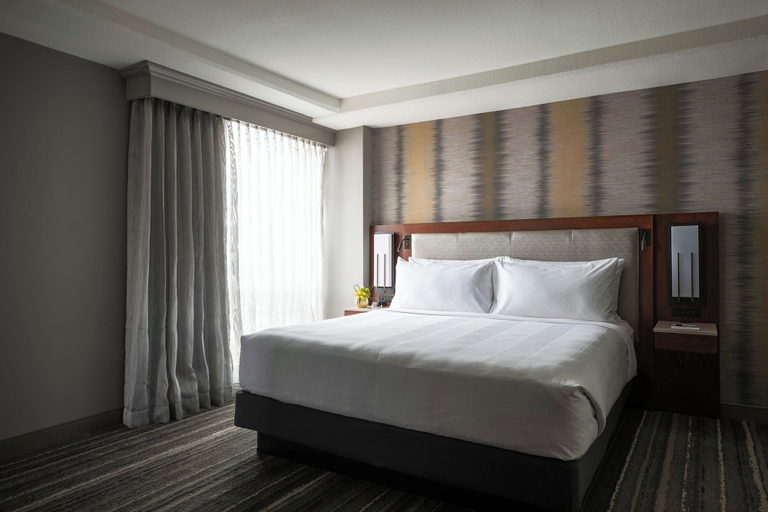 Bedroom 4, Kansas City Marriott Downtown, Kansas City