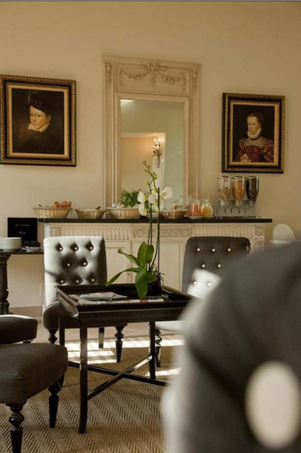 Public Area, Chateau De Lazenay, Bourges Val d'Auron, Cher
