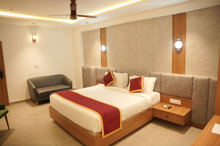 Bedroom, Denz Paradise, Kannur