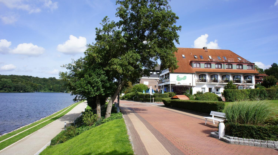 Exterior & Views 1, Hotel Seerose Bad Malente, Ostholstein