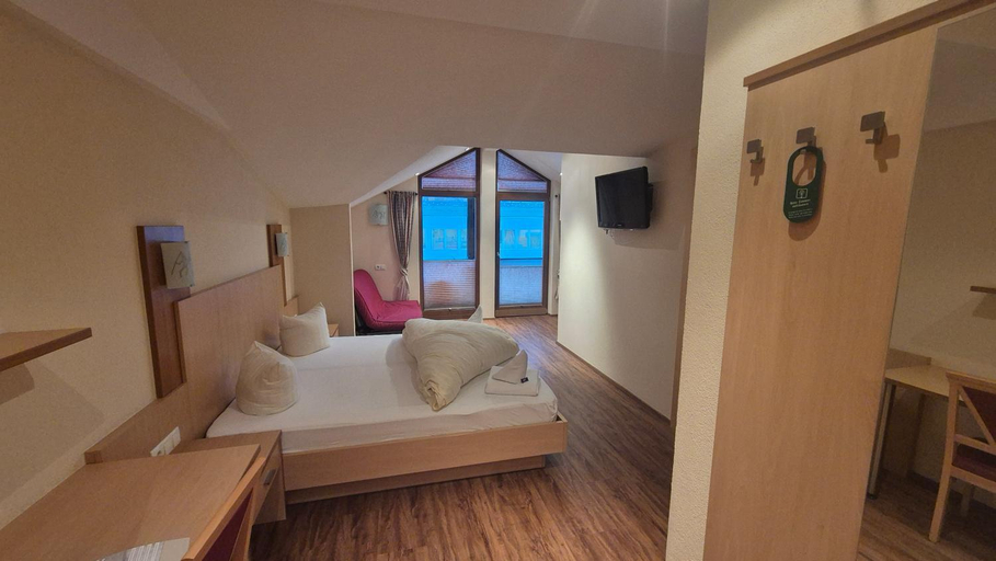 Bedroom 2, Garni Hanni, Imst