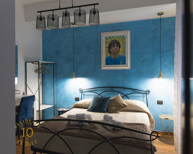 Bedroom 5, Residence El Diez, Napoli