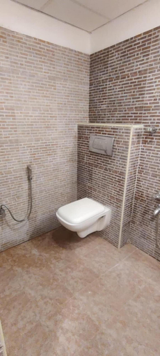 Bathroom 4, Five Stones By Earth Hotel Ekkatuthangal Guindy, Chennai