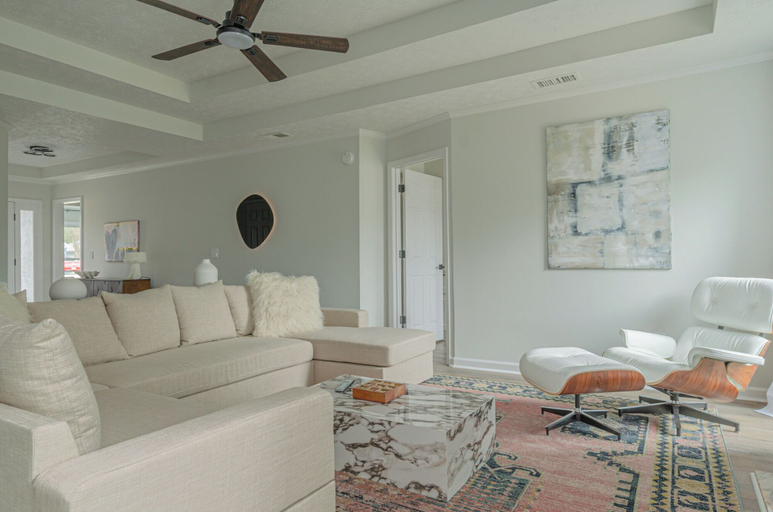 Others 3, 6-Bed Artistic Home with Game room, Muscogee