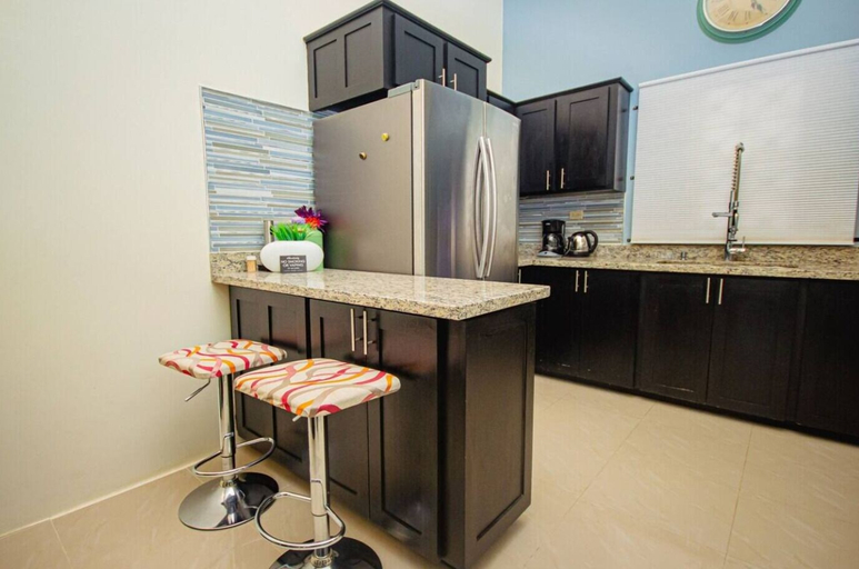 Others 5, 3BR Villa in Drax Hall Country Club