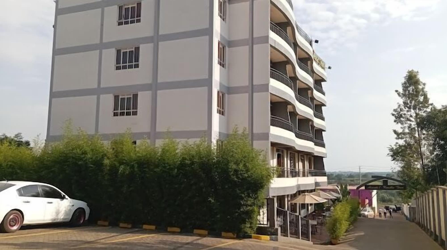 Exterior & Views 2, Sabby Grand Hotel, Gatanga