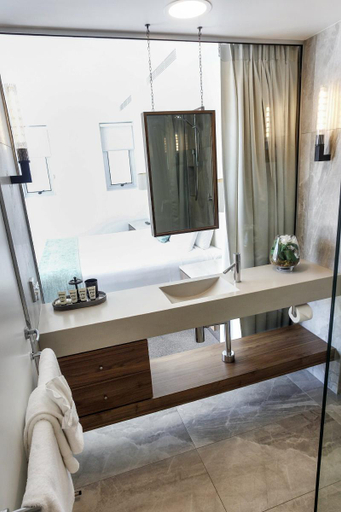 Bathroom 5, The Beach Resort Cabarita, Tweed  - Tweed Coast