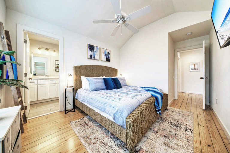 Bedroom 3, Newly Built, Pool, Walk to Old Town Eats+marina Shorely Goodness by Avantstay, Nueces