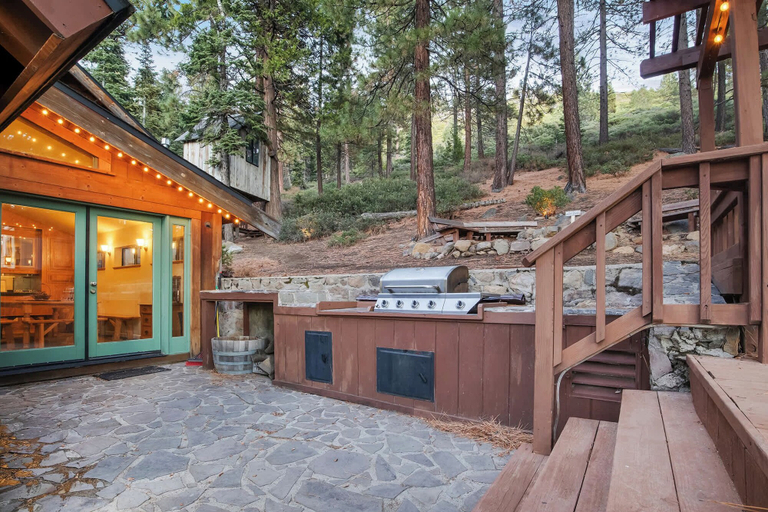 Others 5, Mountainside Overlook Lake Views & Hot Tub, Placer
