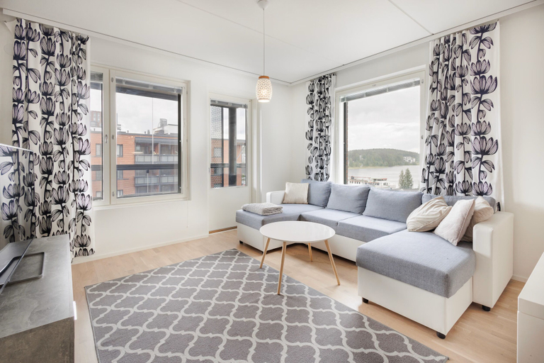 Others 1, Spacious 2BR Apt - Lake View & Sauna, Central Finland