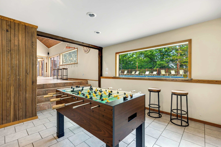 Food & Drinks, Ozark Escape - Enjoy Resort-style Fun, Camden
