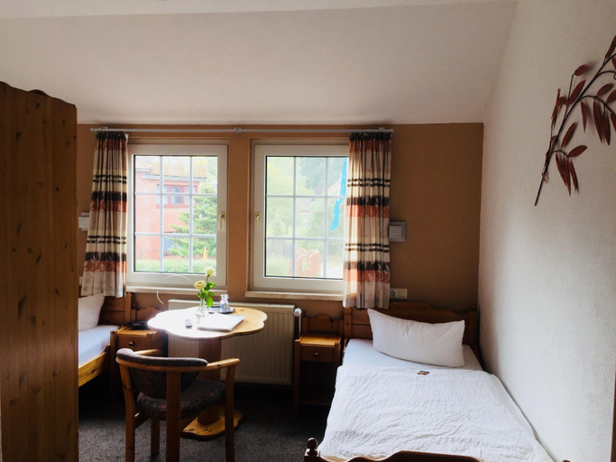Bedroom 2, Hotel Wuelfers Gasthaus, Oldenburg