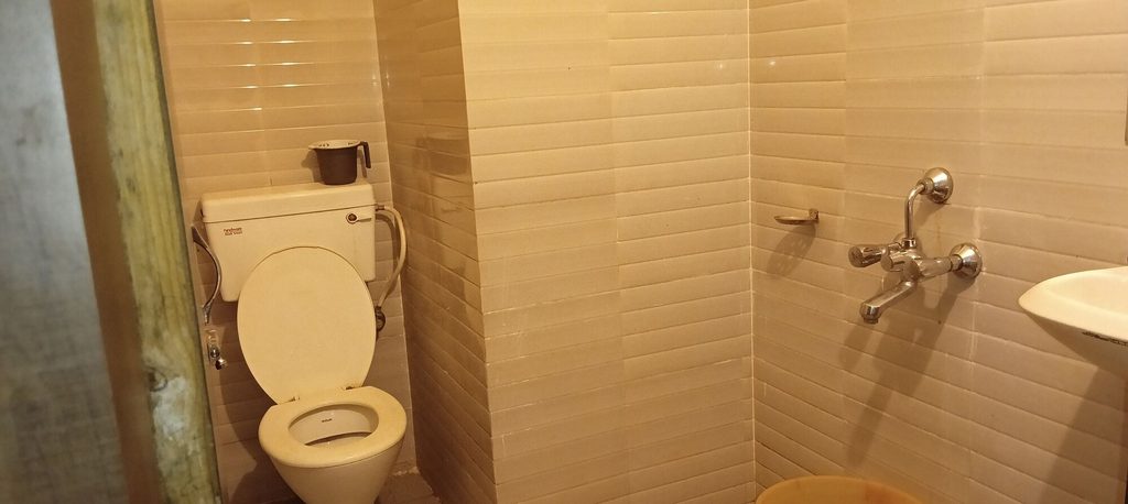 Bathroom 5, Hotel Tashi by ROH, Dibrugarh