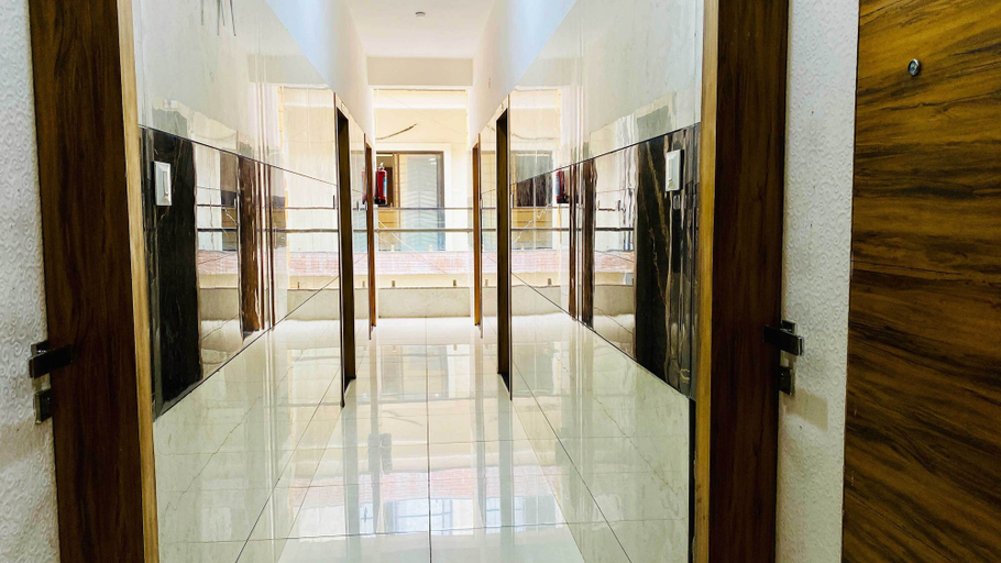 Others 5, Hotel Shyam Palace, Indore