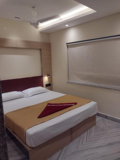 Others 4, Hotel Sky king, North 24 Parganas